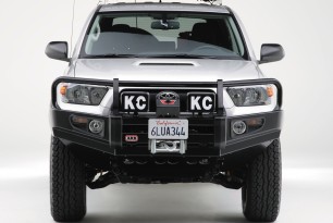 2010 Toyota 4Runner Front View