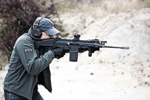FN SCAR 17S Range Test