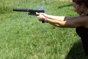 AAC Girl - Glock G34 w/AAC TiRant9