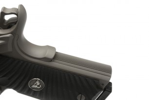 Wilson Combat CQB 1911 FDE Grip
