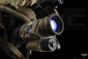 TNV/PVS-14 Helmet Mounted