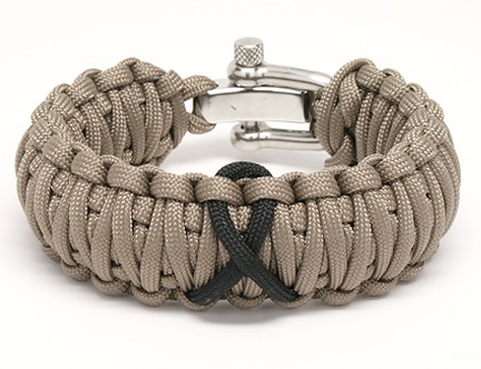 I have to brag about Survival Straps. My father had passed away at t he end of July and I’ve been trying to find a way to show something about him. He served in Vietnam for 2 tours as a Marine. My whole life, I’ve known and respected him as a Marine and learned more about Vietnam and the veterans who served there than any history class could ever teach me.