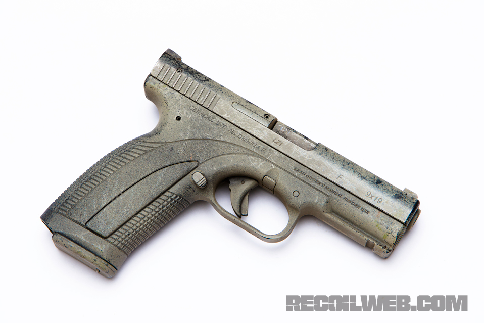 Caracal F Standard Sights