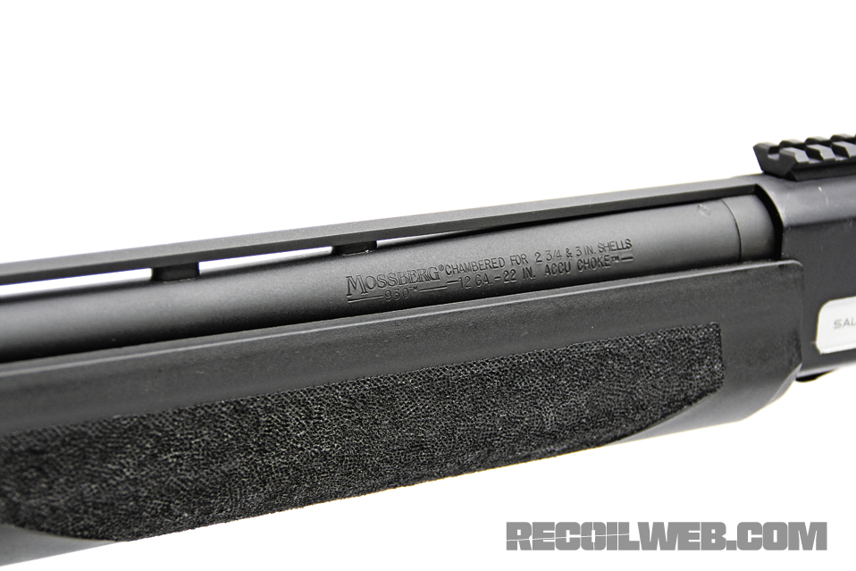 Salient Arms Mossberg 930 - Stippling