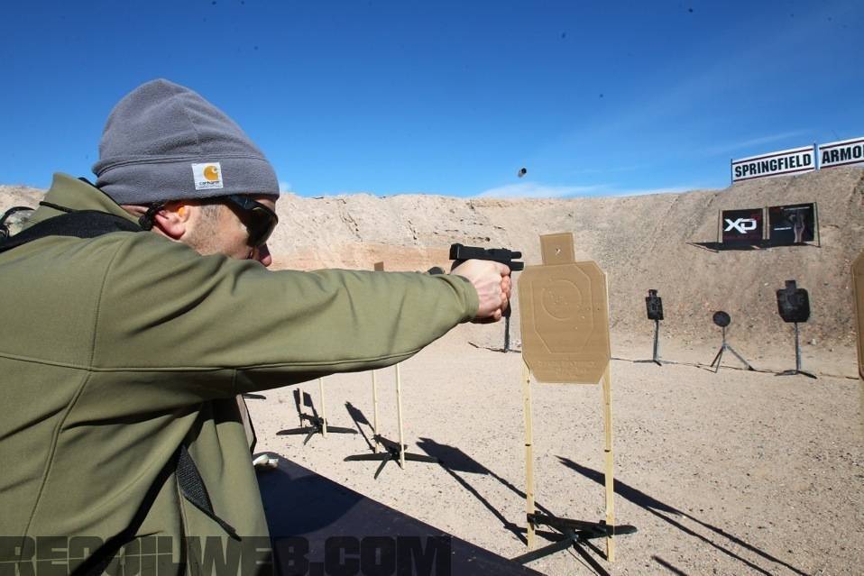 Iain shoots Smith & Wesson M&P C.O.R.E.