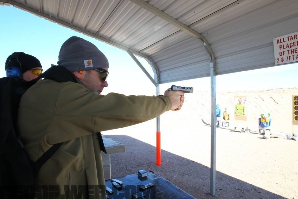 Iain shoots Smith & Wesson 1911