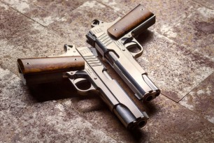 Cabot Gun Mirror Image Set