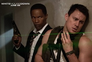 Green lasers signal terrorists approaching in White House Down Green lasers signal terrorists approaching in White House Down