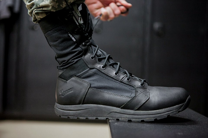 Danner Tactical Boots - Yu Boots