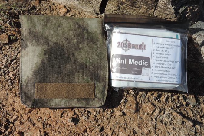 Mini Kit Front w Medic