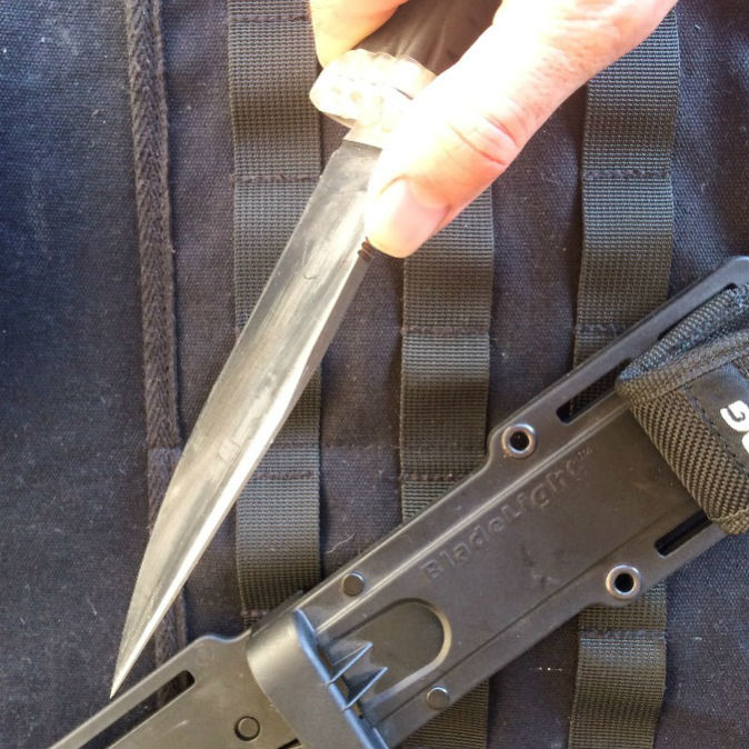 Recoil SOG Bladelight3