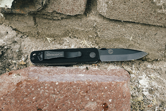 SilencerCo-Emerson Knife2
