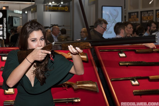 Dania-Vizzi---Perazzi-sponsored-shooter-and-Junior-World-Skeet-Champion-2014-(2)