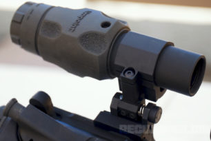 Aimpoint_Magnifier