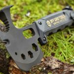 the-off-grid-survival-axe-01