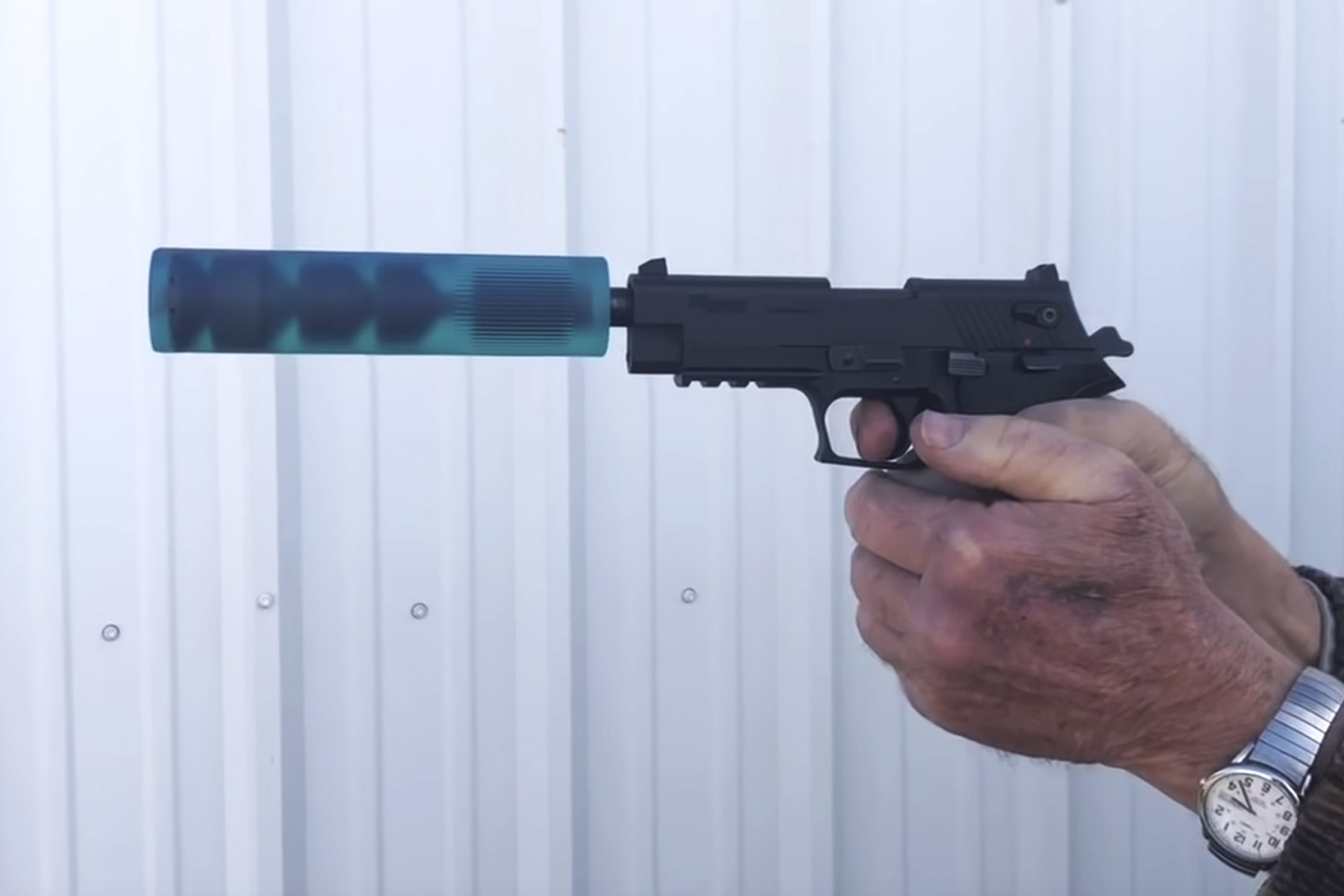Makes Silencer with 3D | RECOIL