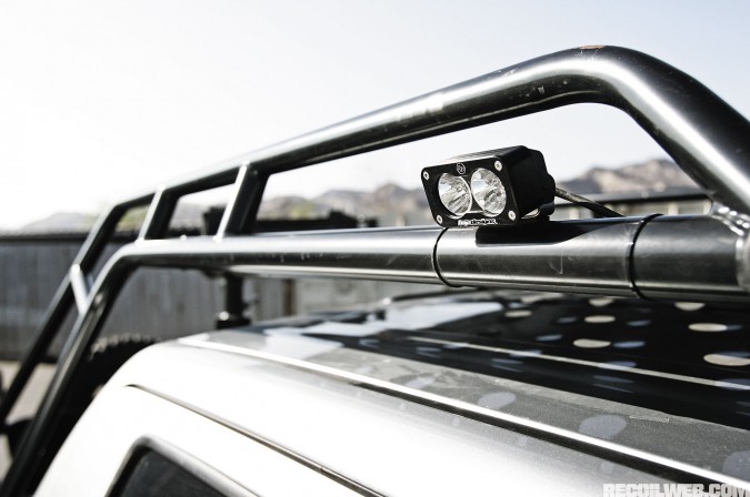 2011-toyota-tundra-lights-on-the-roof