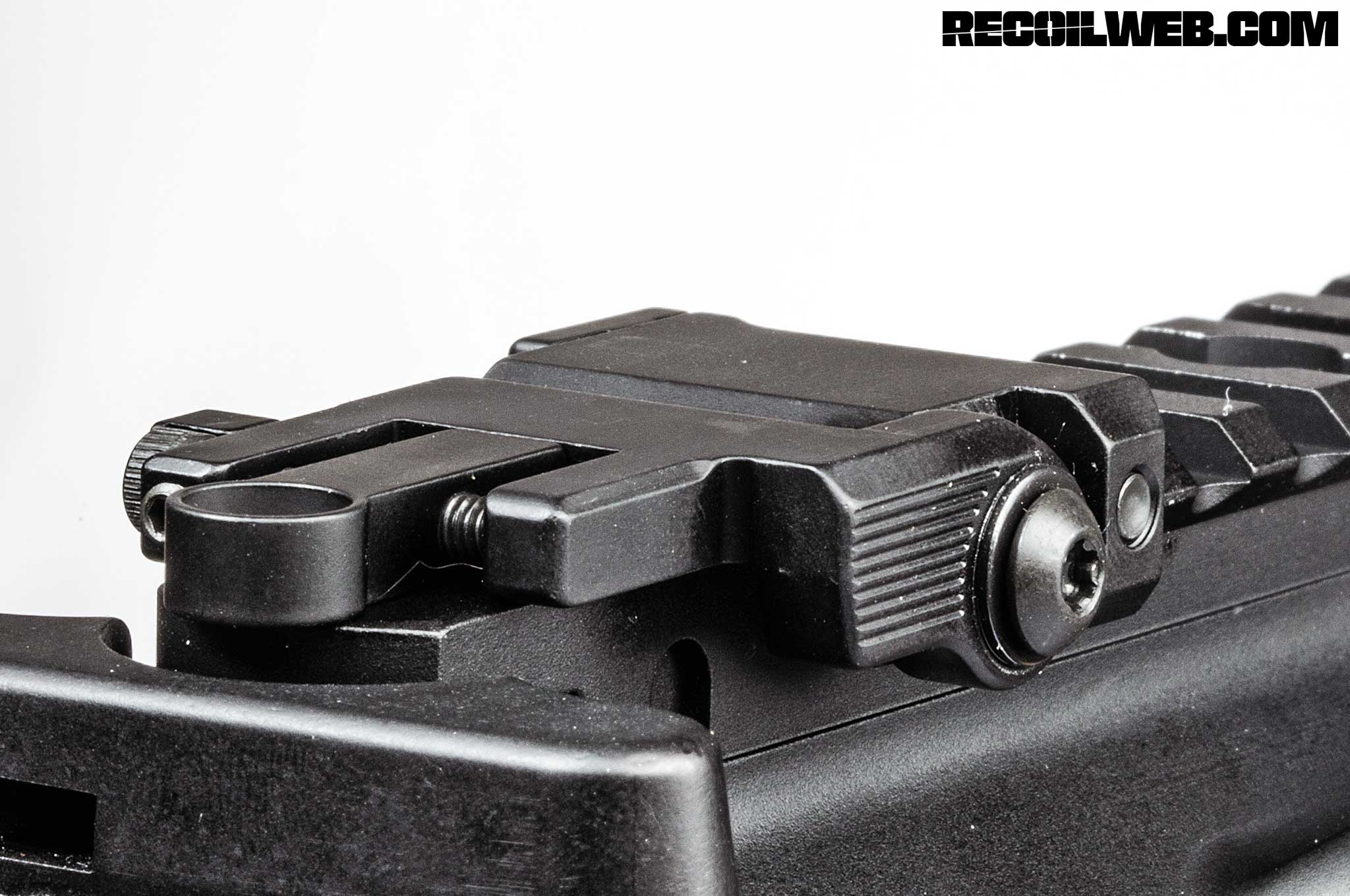 back-up-iron-sights-buyers-guide-bobro-engineering-lowrider-buis-003.