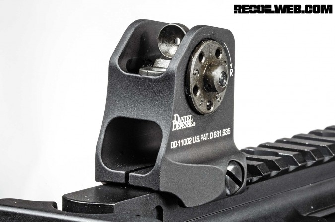 back-up-iron-sights-buyers-guide-daniel-defense-fixed-front-rear-sight-combo-002