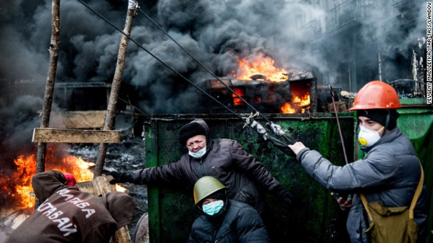 CNN News Image Ukrainian protesters with catapult