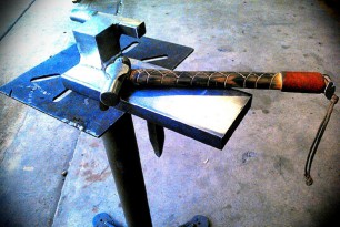 Saturday Night Knife Porn: Valhalla Bound | RECOIL