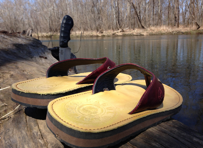 Combat flipflops on the Illinois River