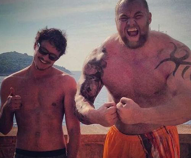 Oberyn-and-theMountain-chilling