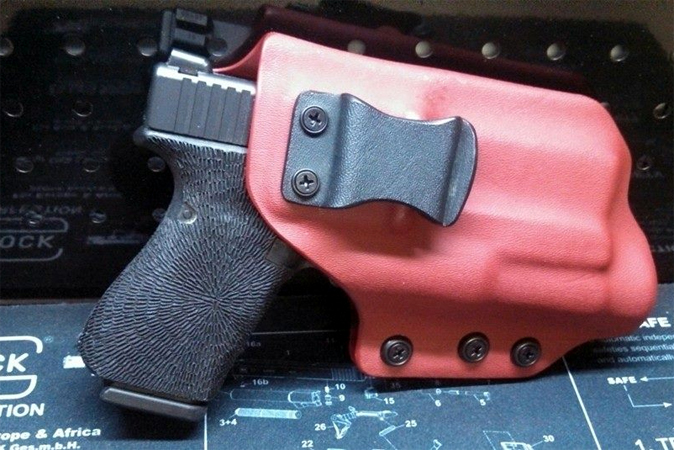Gunworx - G19 with TLR 1 and Gundo Holsters IWB