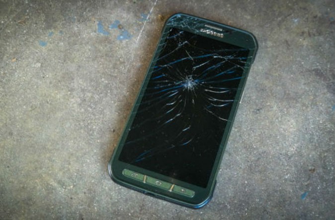 “Rugged” Phones Are Bullshit