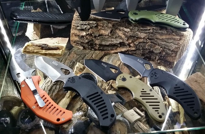 5.11 Knives and Lights from SHOT