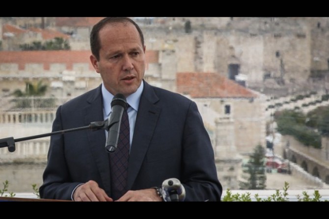 Jerusalem’s Mayor Urges Citizens to Go Armed