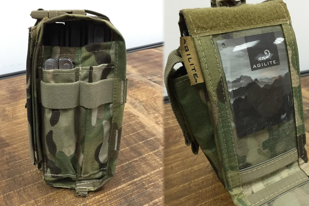 Each side of the pouch has a pocket. 