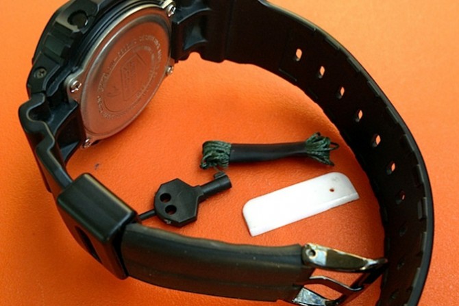 Gadget Fu: Gearward’s AK Anti-Kidnapping Band