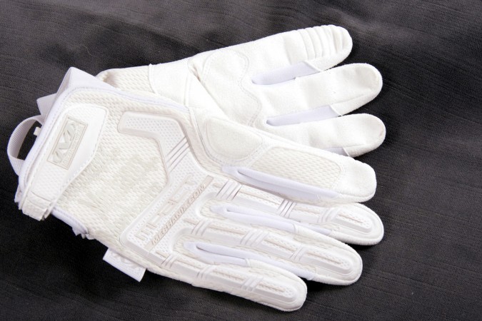 Mechanix Wear Limited Edition Whiteout Gloves 6