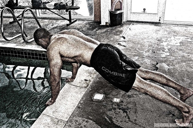 amphibious-fitness-with-a-former-recon-marine-push-ups-2