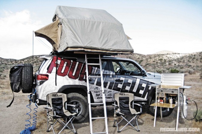 2010-toyota-4runner-trail-edition-rooftop-tent