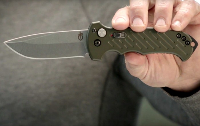 06 Auto: Tenth Anniversary Edition of the Best Known Gerber Auto