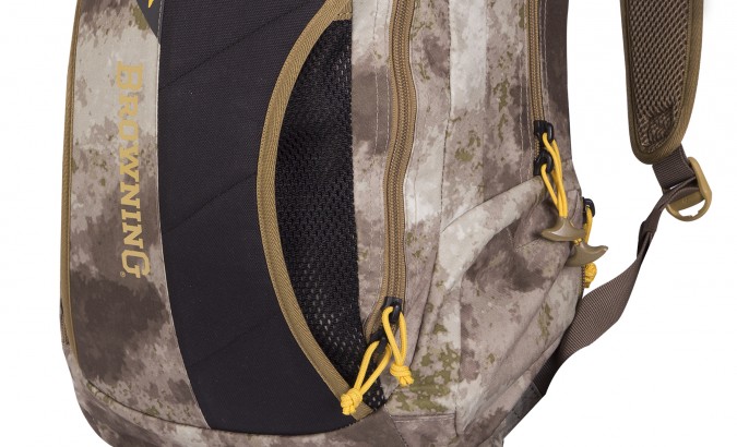 Browning Buck1700 Hunting Pack 2