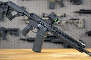 RECOILtv Gun Room: Daniel Defense DDM4V4s and DDM4V7s