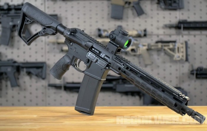 RECOILtv Gun Room: Daniel Defense DDM4V4s and DDM4V7s