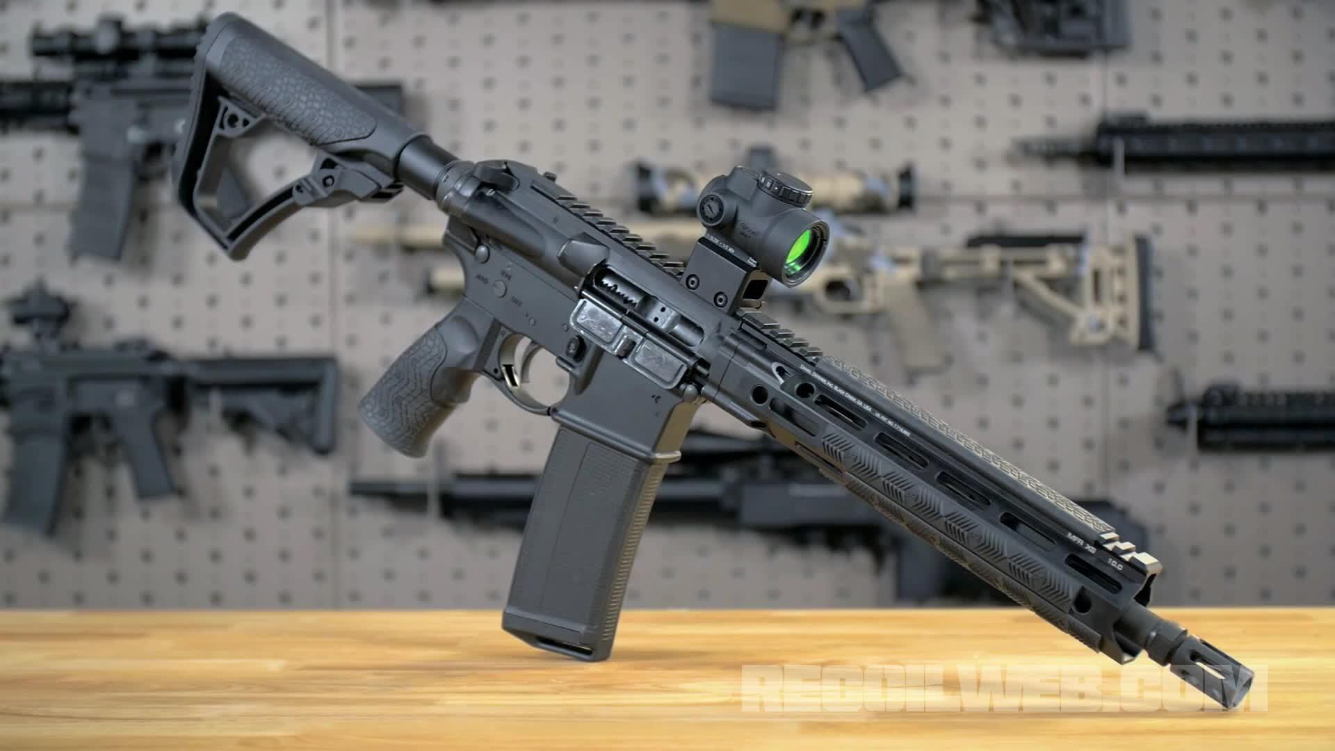 RECOILtv Gun Room: Daniel Defense DDM4V4s and DDM4V7s.