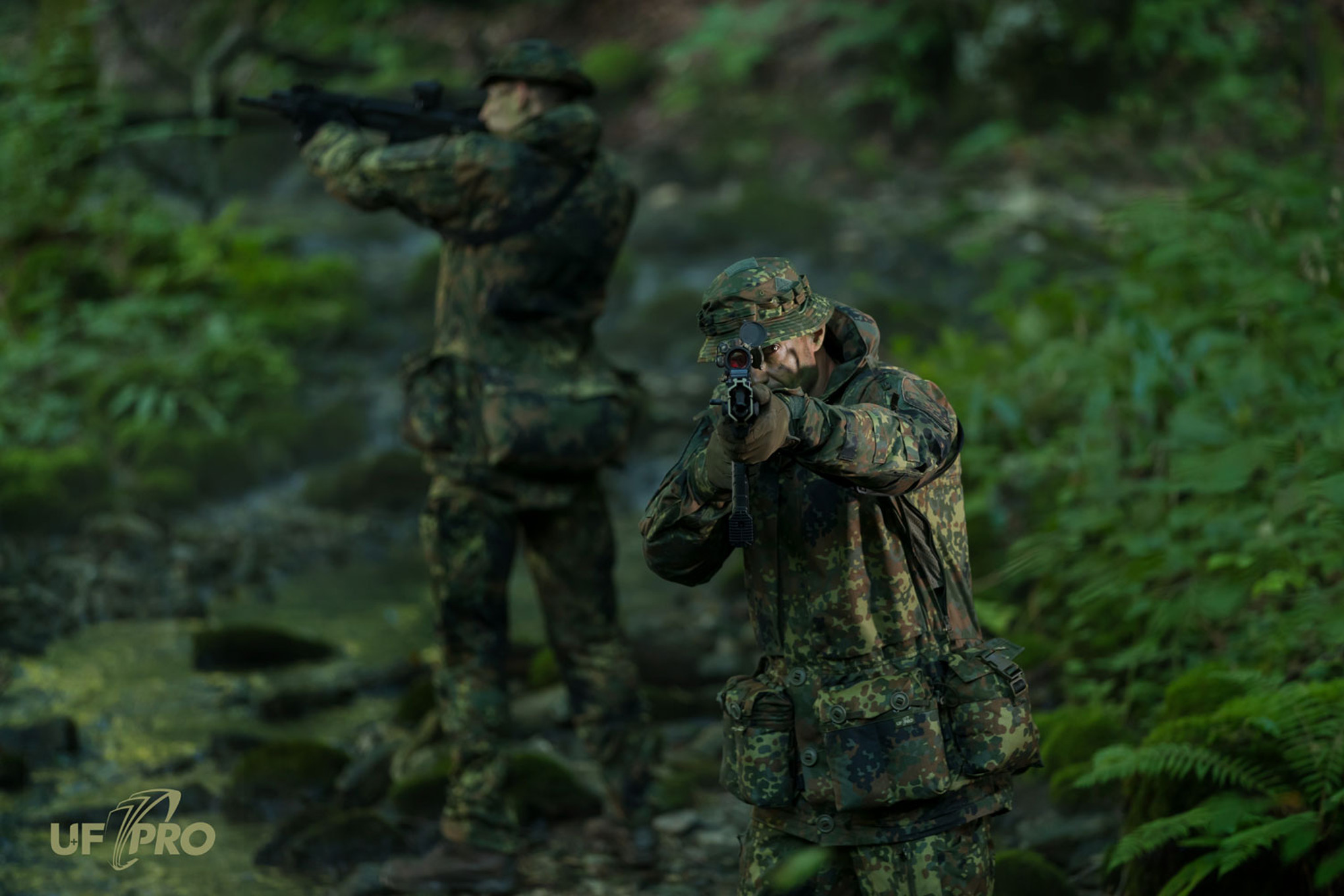 UF PRO Striker Stealth Smock Combat Jacket | RECOIL