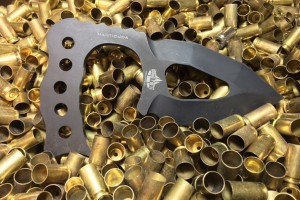 Minimalist Knife: Hardpoint Equipment MantiCuda