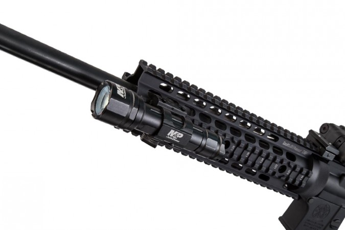 Smith and Wesson gun mount flashlight