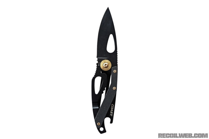 Unusual Suspects: Lightweight Folding Knives