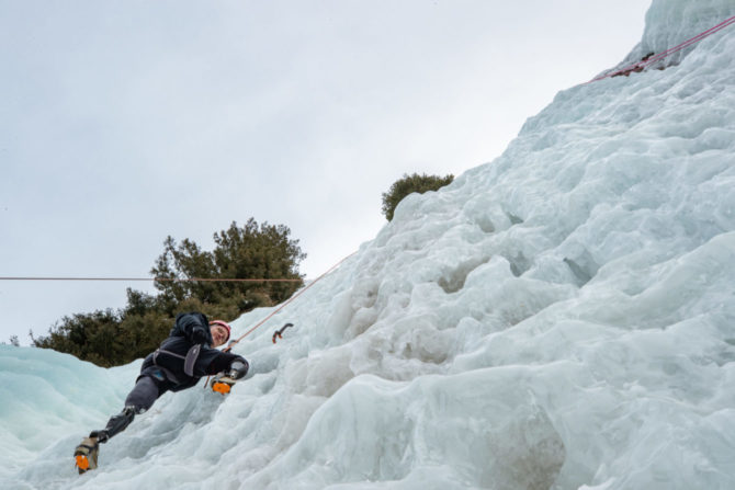 SOC-F/Arc’teryx LEAF Ice Climbing Experience Goes Hot