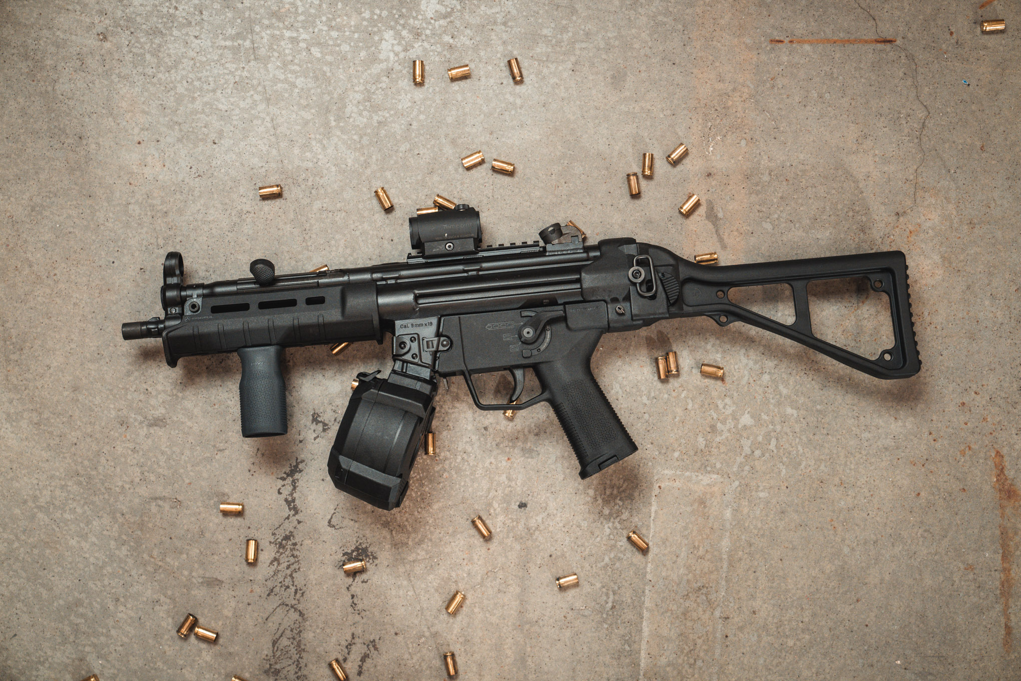 new-mp5-drum-mag-the-magpul-pmag-d50-mp-recoil