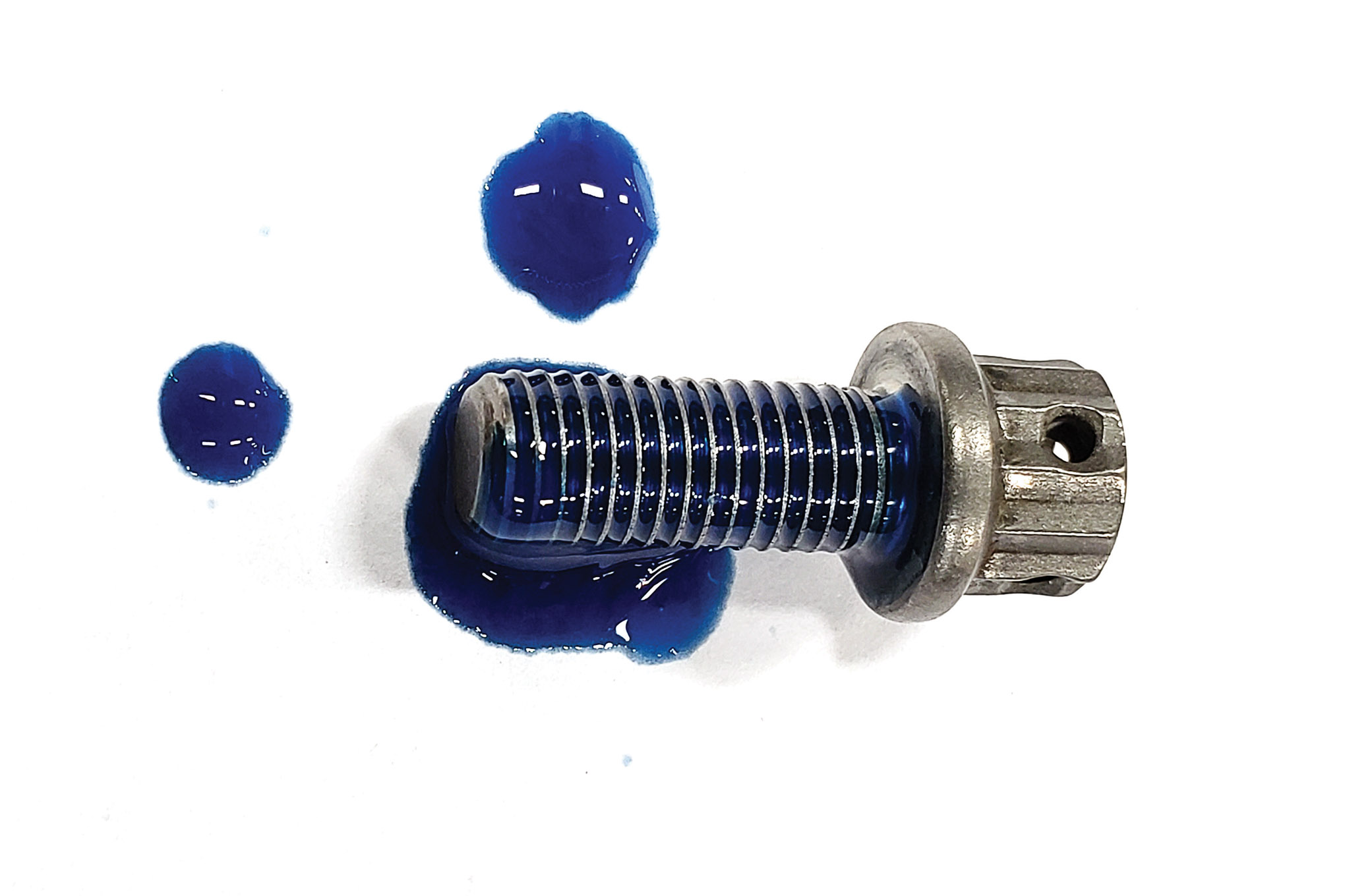 How to Remove Blue Loctite from Threads