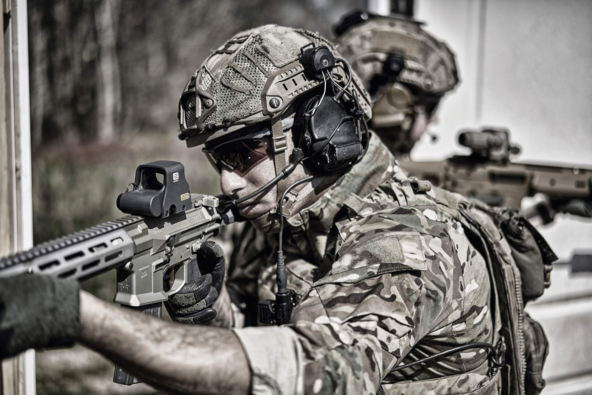 The Holographic Sight Advantage of EOTech RECOIL
