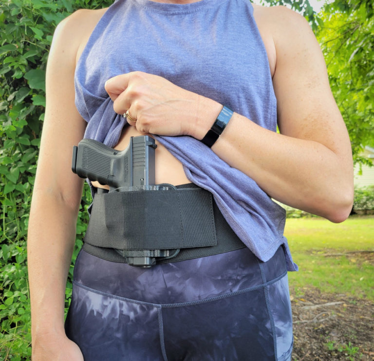 Best Belly Band Holsters for Concealed Carry [2023] RECOIL